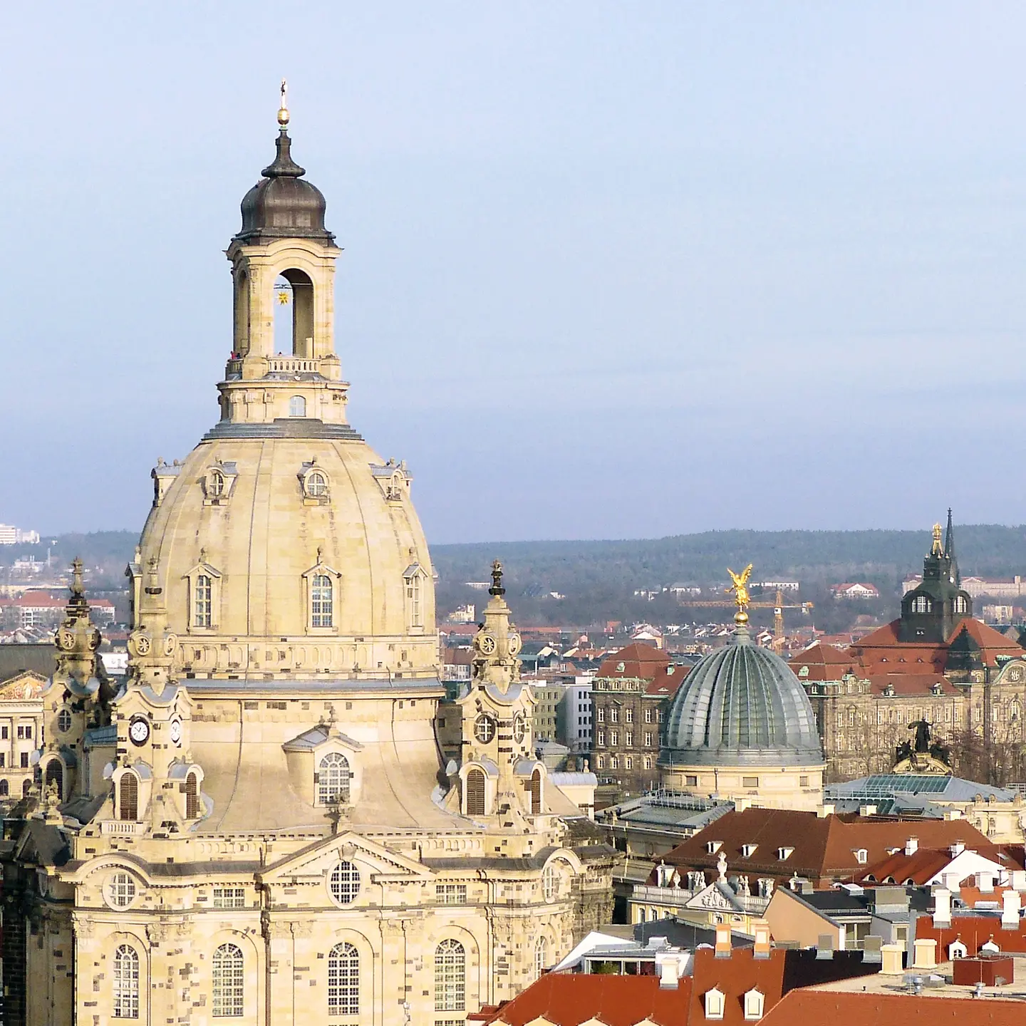 Blick auf Dresden - im Fokus die Dresdner Frauenkirche.