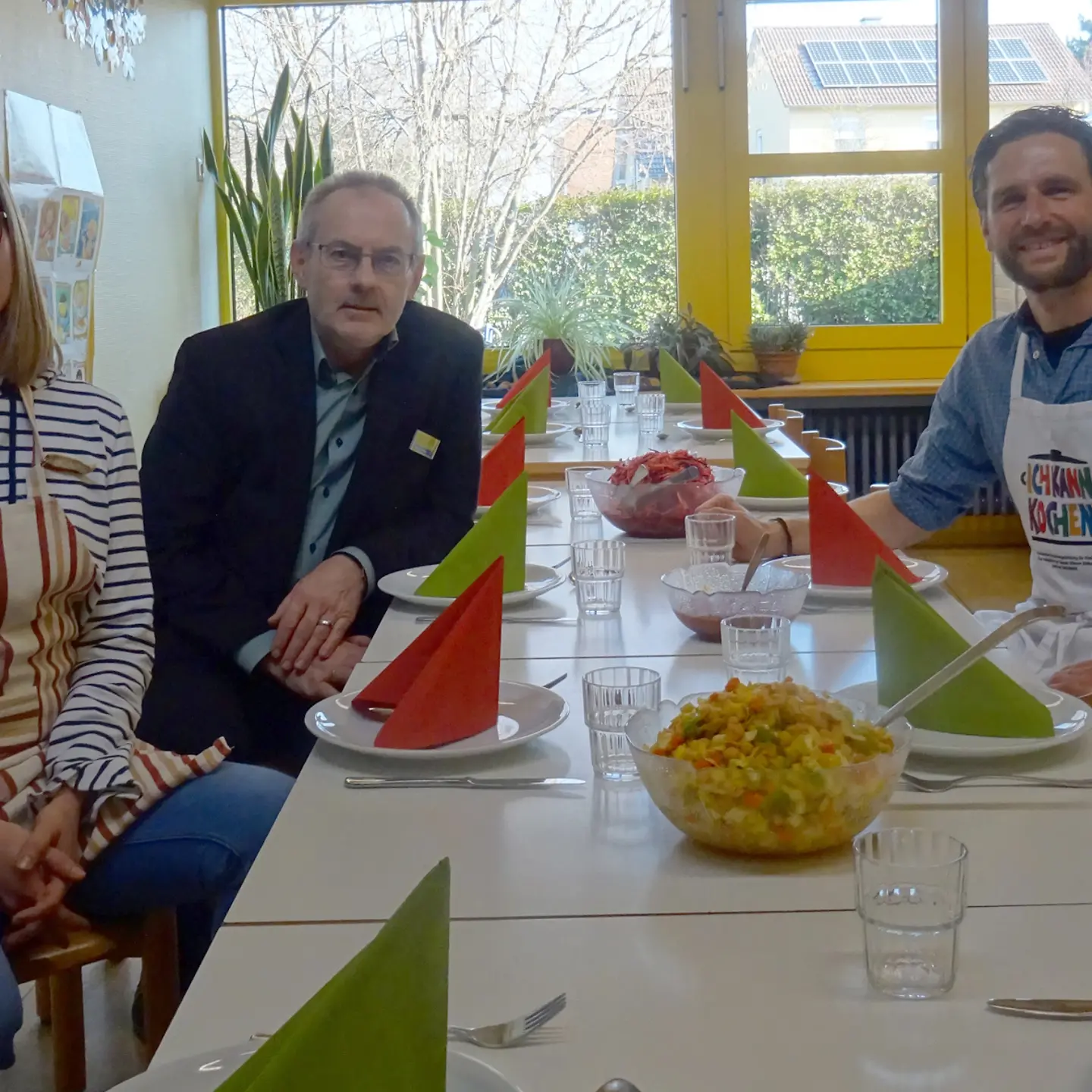 Ich kann kochen! Offenbach: Stefan Brandel, Rainer Endres und Christina Betsch sitzen am Tisch