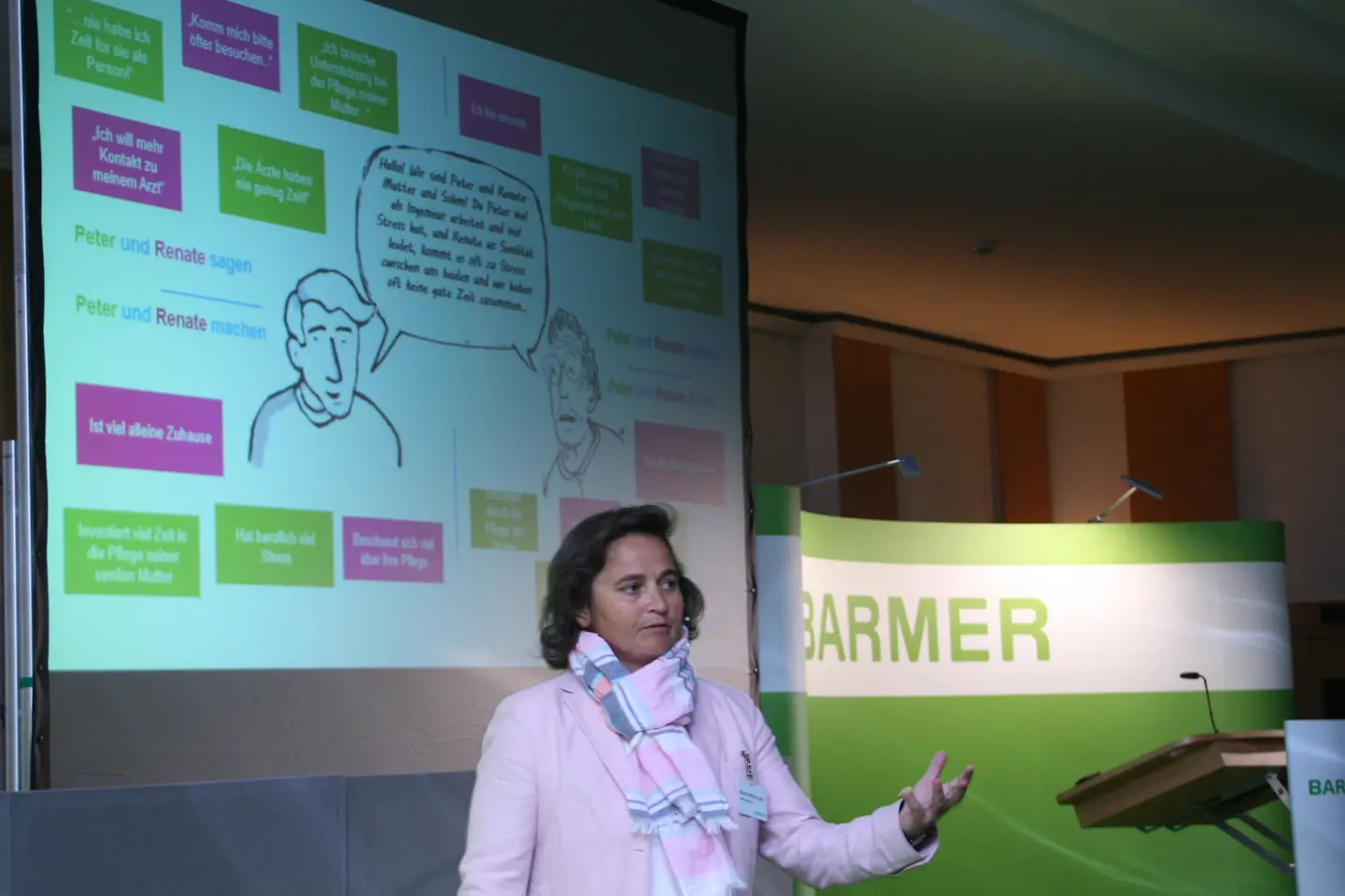 Mascha Minou Lentz bei ihrem Vortrag zum Cognitive Computing