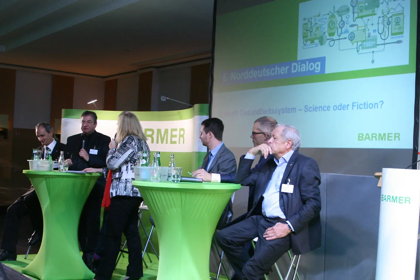 Diskussionsrunde beim 6. Norddeutschen Dialog der BARMER