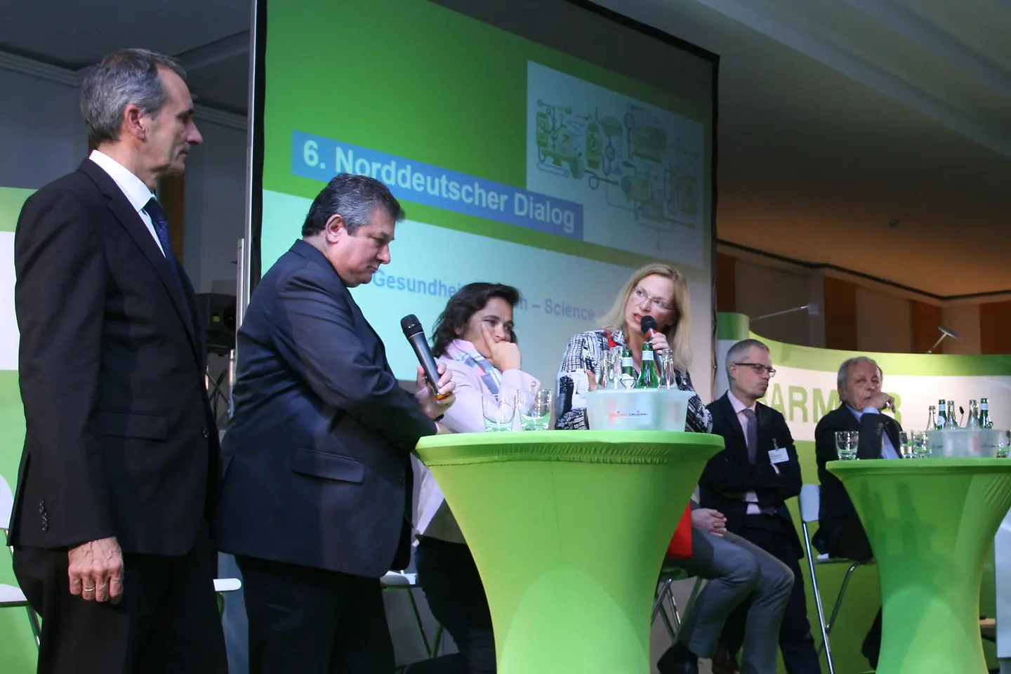 Diskussionsrunde beim 6. Norddeutschen Dialog der BARMER