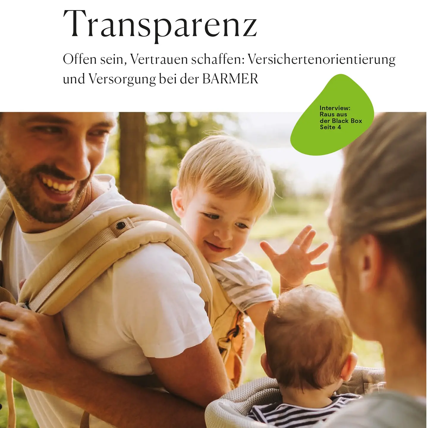 Titelbild des Barmer Transparenzberichts, eine junge Familie draußen im Freien.