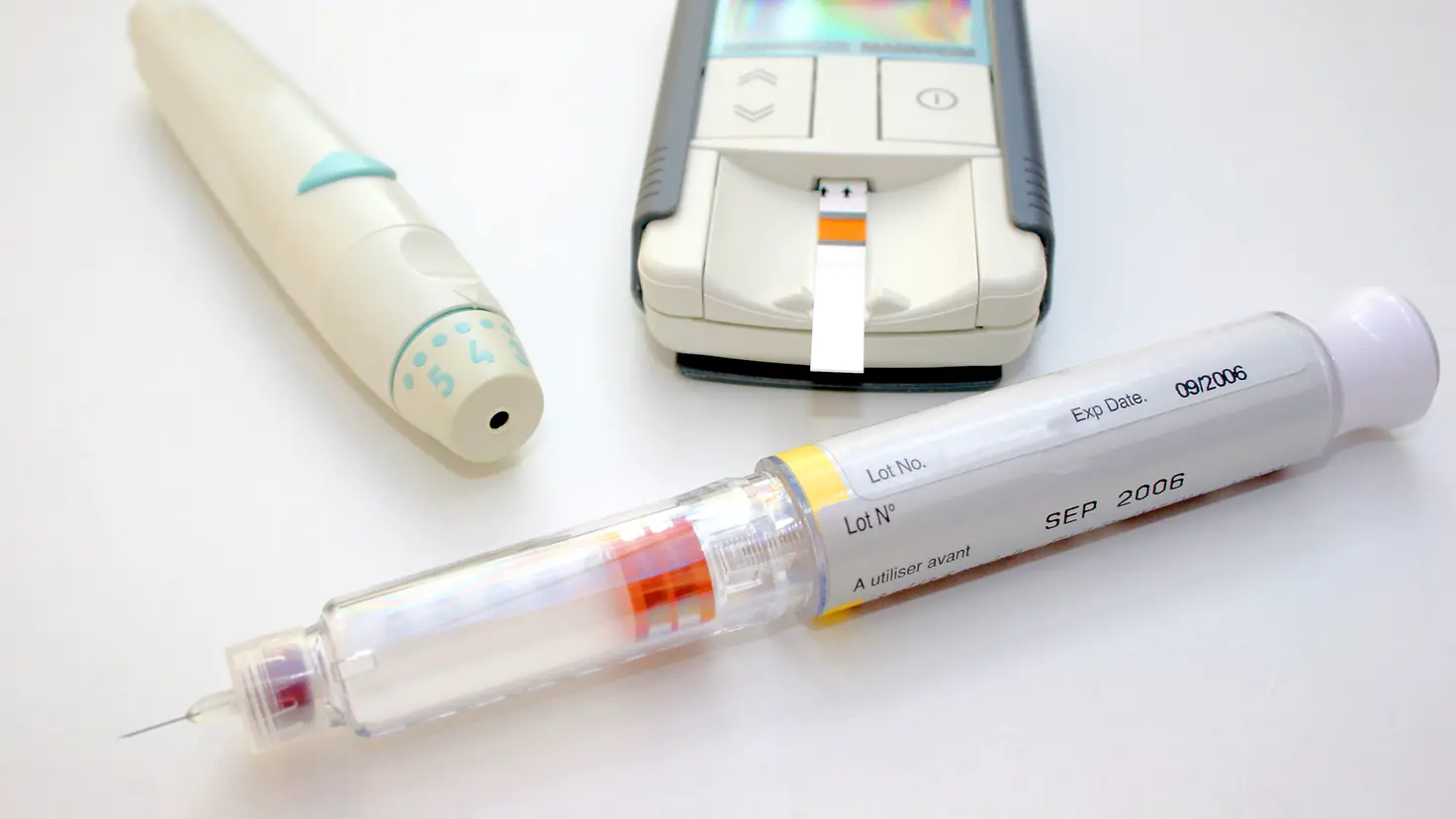 Insulinpen und elektronisches Messgerät mit Teststreifen