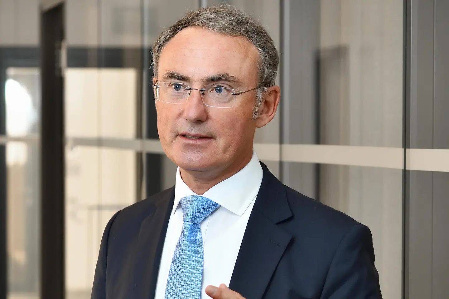 Porträt Prof. Dr. Christoph Straub - Vorstandsvorsitzender der BARMER