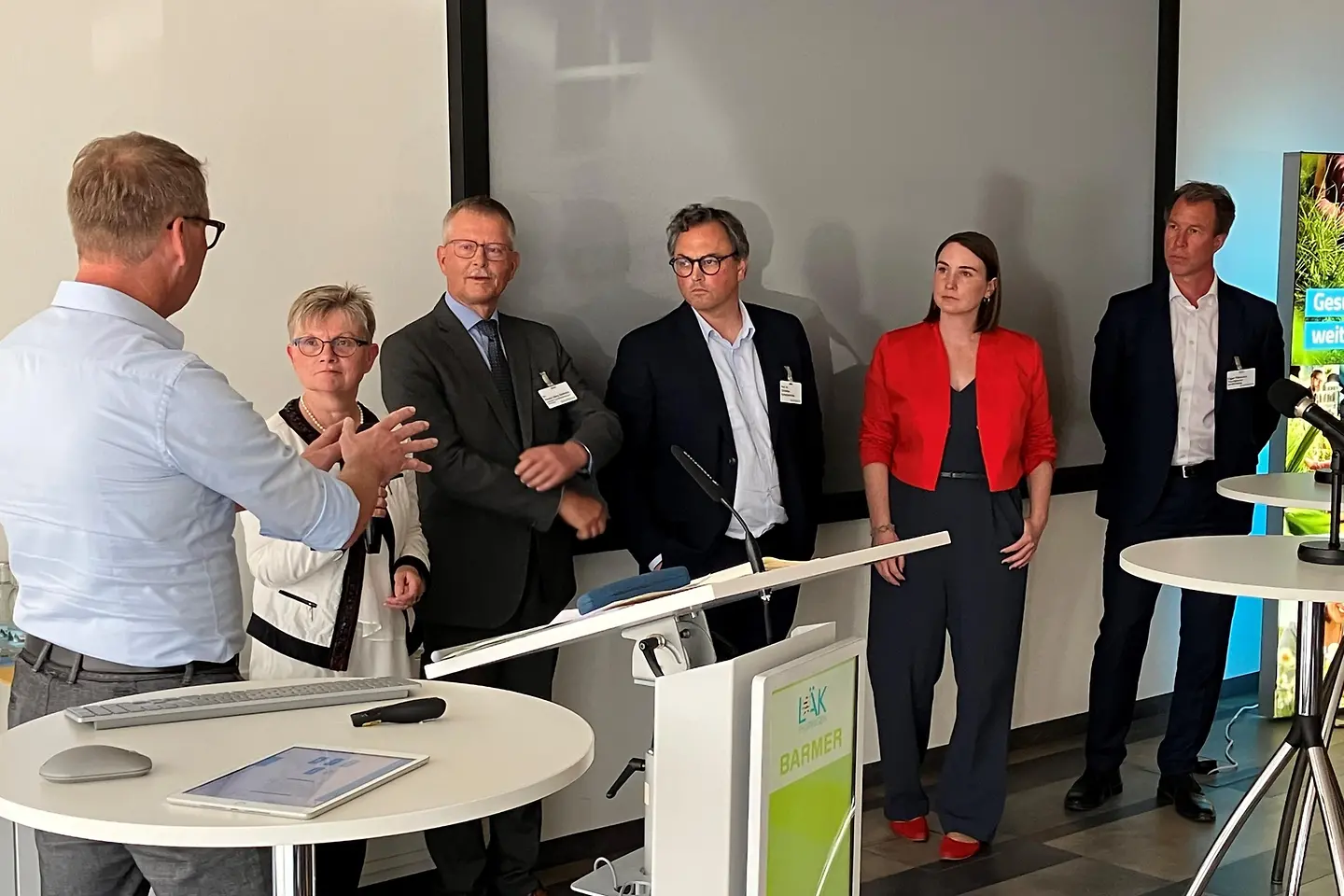 Heiße Debatten in der Podiumsdiskussion