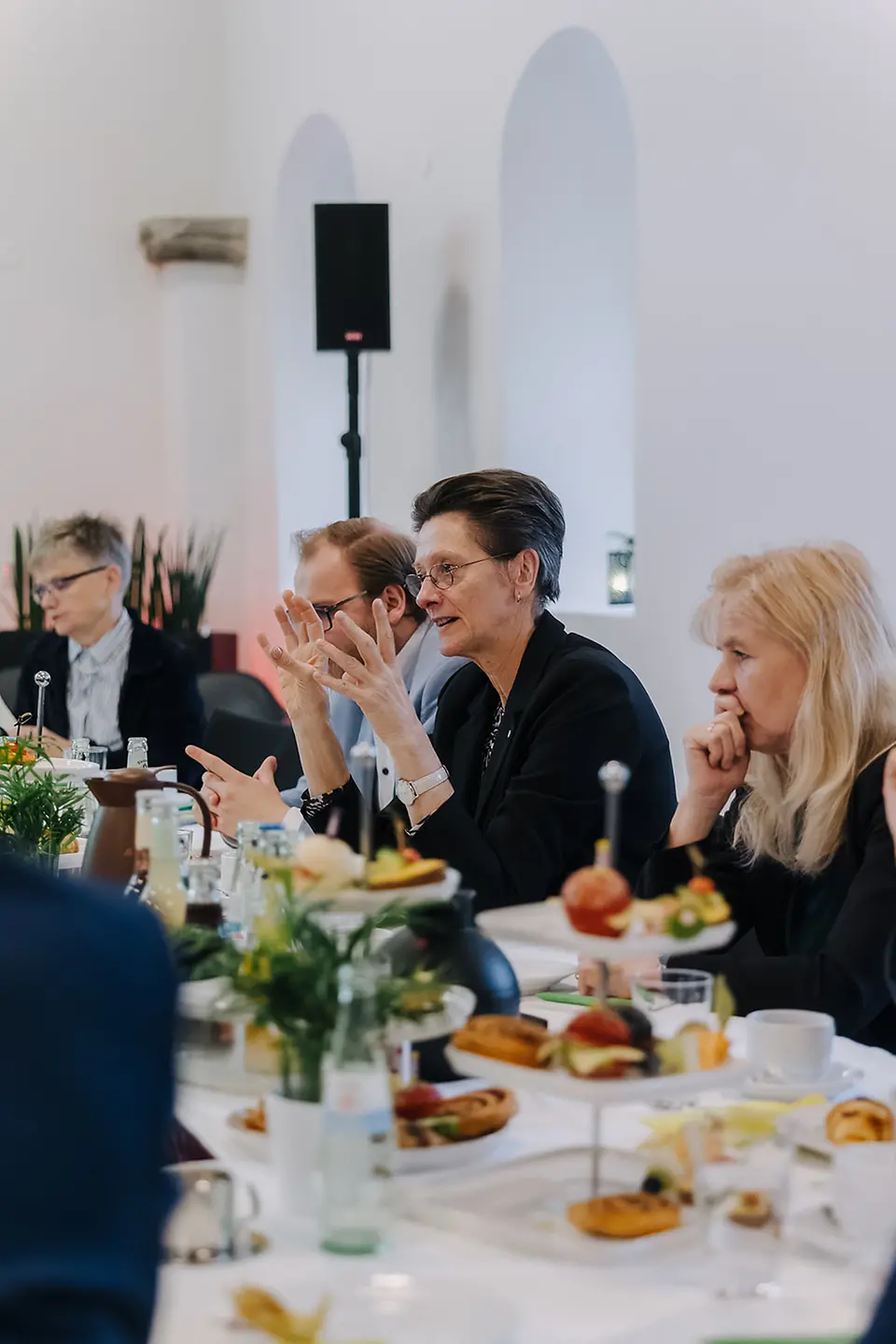 Landtagsabgeordnete aus Sachsen-Anhalt beim Parlamentarischen Frühstück der Barmer.
