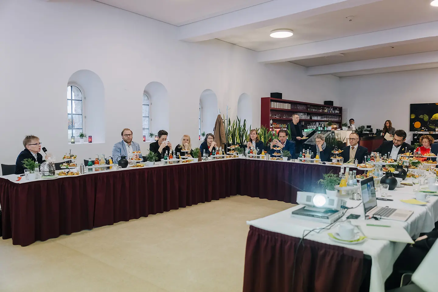 Landtagsabgeordnete aus Sachsen-Anhalt beim Parlamentarischen Frühstück der Barmer.