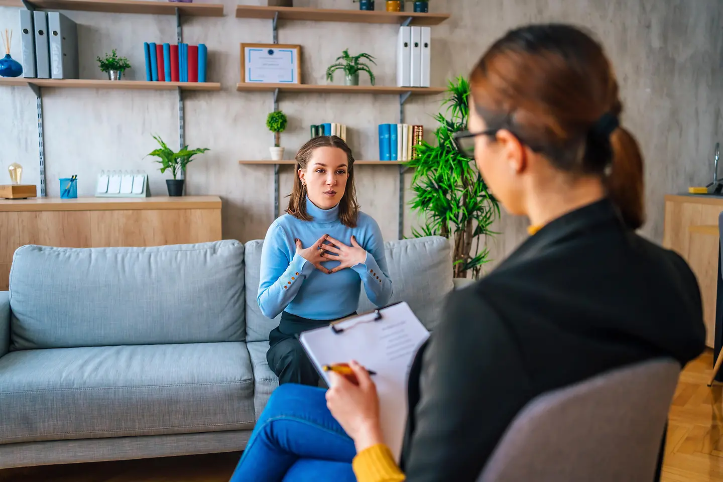 Frau macht eine Therapie
